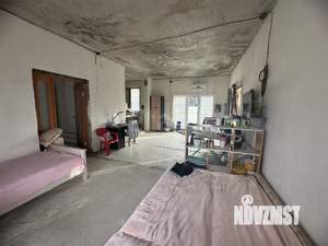 Дом 218м&sup2;, 3-этажный, участок 6 сот.  