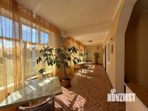 Дом 185м&sup2;, 2-этажный, участок 3 сот.  