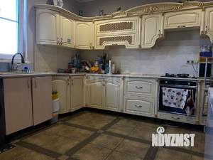 Дом 151м&sup2;, 2-этажный, участок 9 сот.  