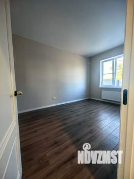 Дом 100м&sup2;, 1-этажный, участок 8 сот.  