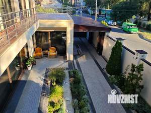 Коттедж 226м², 2-этажный, участок 4 сот.  