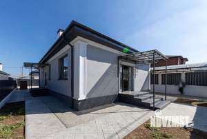 Дом 100м&sup2;, 1-этажный, участок 3 сот.  