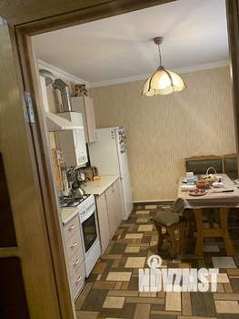 Дом 140м&sup2;, 2-этажный, участок 10 сот.  