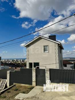 Дом 165м&sup2;, 3-этажный, участок 3 сот.  