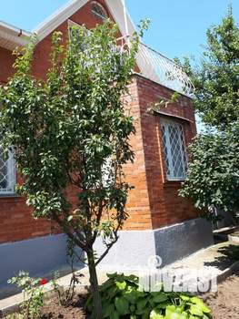 Дом 148м&sup2;, 2-этажный, участок 9 сот.  