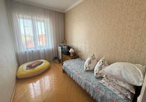 Дом 261м&sup2;, 3-этажный, участок 4 сот.  