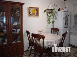 Дом 190м², 2-этажный, участок 3 сот.  