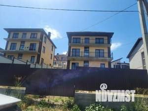 Дом 295м², 3-этажный, участок 5 сот.  