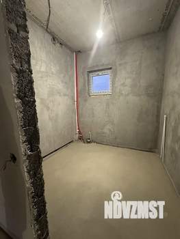 Дом 160м&sup2;, 2-этажный, участок 4 сот.  