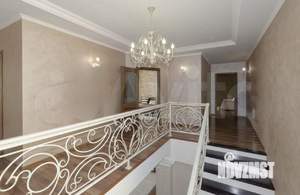 Дом 420м&sup2;, 2-этажный, участок 6 сот.  