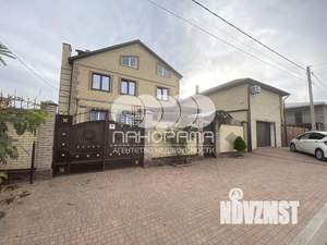 Дом 378м&sup2;, 2-этажный, участок 8 сот.  