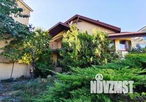 Коттедж 330м&sup2;, 2-этажный, участок 6 сот.  