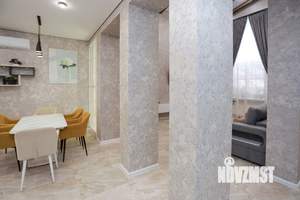 Дом 195м&sup2;, 3-этажный, участок 7 сот.  