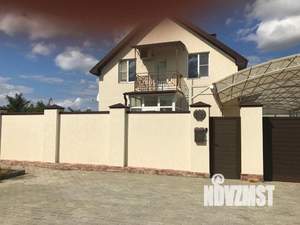 Дом 200м&sup2;, 2-этажный, участок 6 сот.  