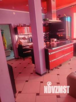 Дом 254м&sup2;, 3-этажный, участок 15 сот.  