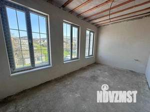 Дом 132м&sup2;, 2-этажный, участок 3 сот.  