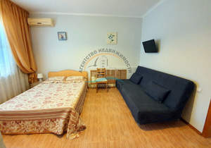 Дом 760м&sup2;, 4-этажный, участок 4 сот.  