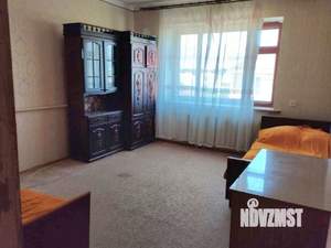 Дом 324м&sup2;, 2-этажный, участок 4 сот.  