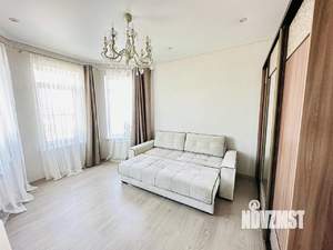 Дом 185м², 2-этажный, участок 8 сот.  