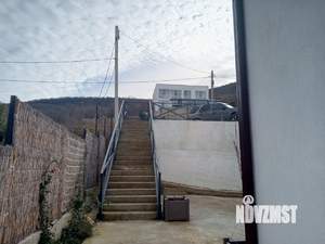 Дом 99м&sup2;, 2-этажный, участок 3 сот.  