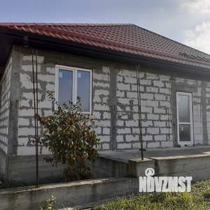 Дом 108м&sup2;, 2-этажный, участок 4 сот.  