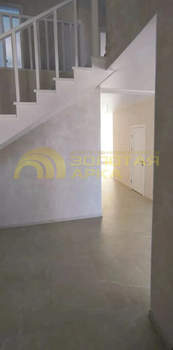 Дом 187м&sup2;, 2-этажный, участок 4 сот.  