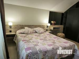 Дом 276м&sup2;, 2-этажный, участок 8 сот.  