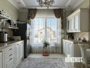 Дом 309м², 2-этажный, участок 10 сот.  