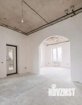 Дом 218м&sup2;, 2-этажный, участок 6 сот.  