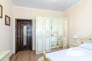 Дом 132м&sup2;, 2-этажный, участок 4 сот.  