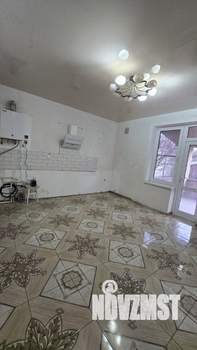 Дом 180м&sup2;, 2-этажный, участок 4 сот.  