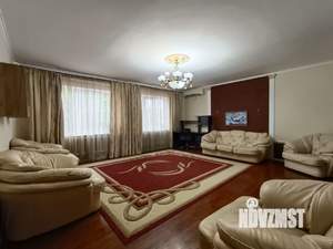 Дом 220м², 1-этажный, участок 10 сот.  