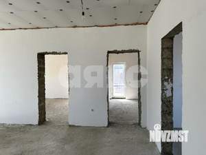 Дом 388м&sup2;, 3-этажный, участок 4 сот.  