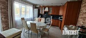 Дом 290м&sup2;, 2-этажный, участок 8 сот.  