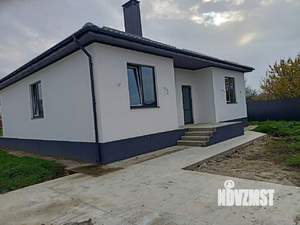 Дом 100м², 2-этажный, участок 6 сот.  