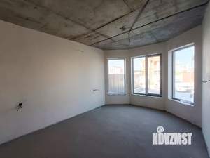 Дом 174м&sup2;, 2-этажный, участок 4 сот.  