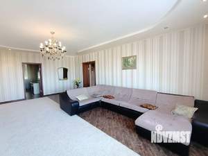 Дом 246м&sup2;, 2-этажный, участок 6 сот.  