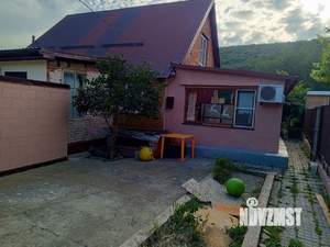 Дом 60м², 2-этажный, участок 5 сот.  