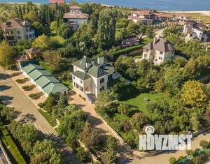 Дом 560м&sup2;, 3-этажный, участок 26 сот.  