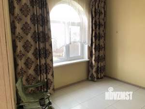 Дом 80м&sup2;, 2-этажный, участок 4 сот.  