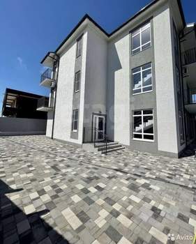 Дом 415м², 3-этажный, участок 6 сот.  