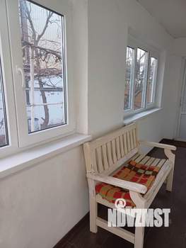 Дом 240м&sup2;, 2-этажный, участок 4 сот.  