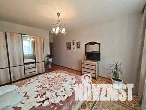 Дом 240м&sup2;, 2-этажный, участок 8 сот.  