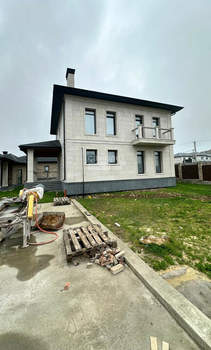 Дом 220м², 2-этажный, участок 10 сот.  