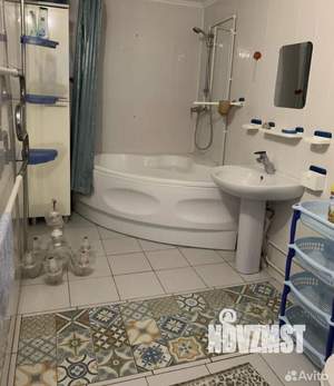 Дом 100м&sup2;, 2-этажный, участок 7 сот.  