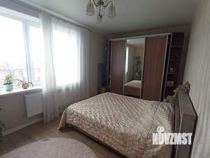 Дом 180м&sup2;, 2-этажный, участок 5 сот.  