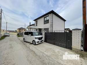 Дом 123м&sup2;, 2-этажный, участок 3 сот.  