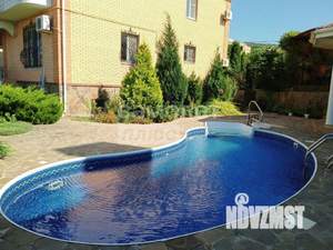 Дом 371м&sup2;, 3-этажный, участок 11 сот.  