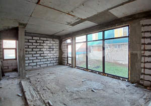 Дом 250м&sup2;, 2-этажный, участок 5 сот.  