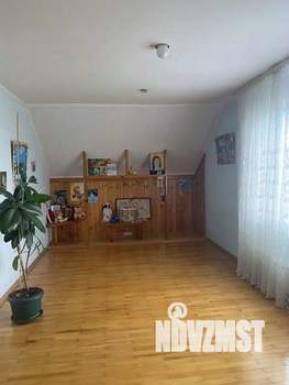 Дом 144м², 2-этажный, участок 5 сот.  